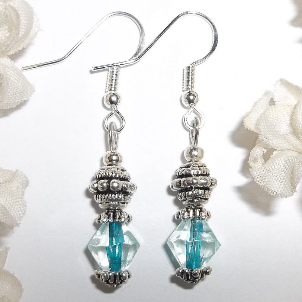 Clear & Blue Earrings Set Costume Jewelry Gift Silver Tone Beaded Drop NWT 5518